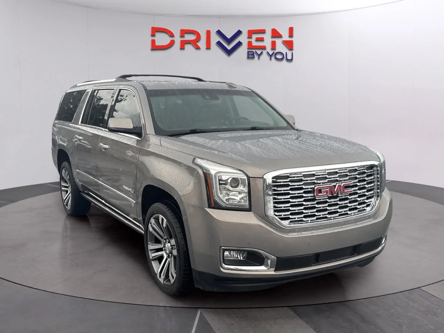 Used 2019 PEPPERDUST METALLIC GMC Denali image 7
