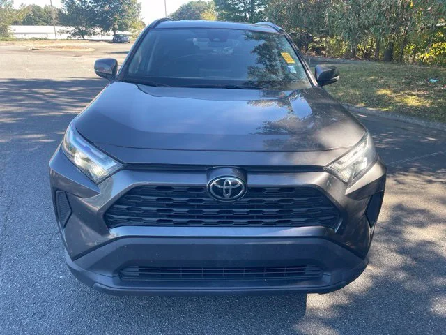 Used 2023  Toyota XLE image 8