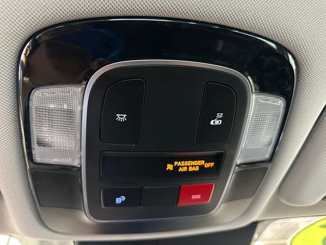 Used 2025 Blue Hyundai SEL image 33