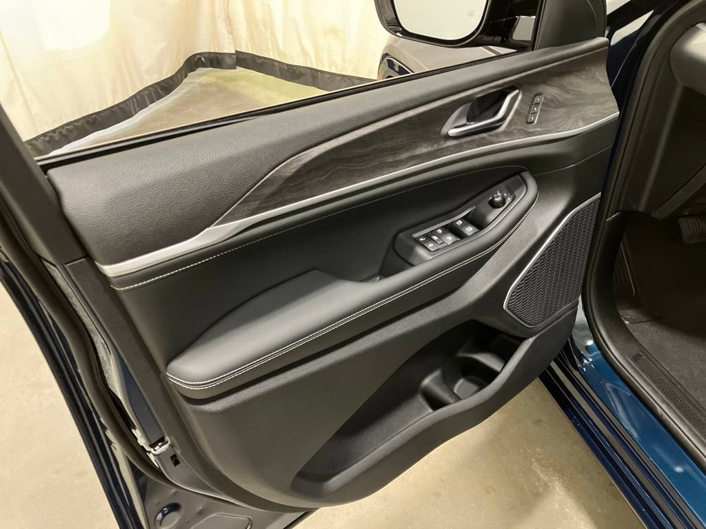 New 2026 Fathom Blue Pearl-Coat Exterior Paint Jeep Limited Reserve image 12