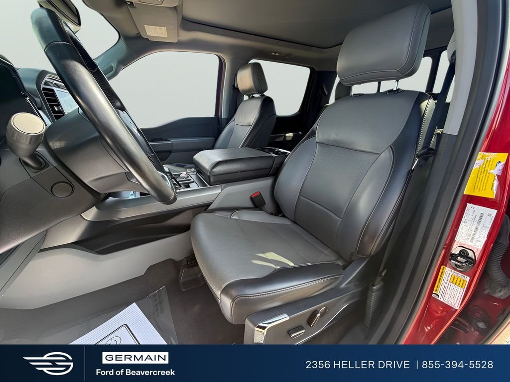 Used 2021  Ford Lariat image 11
