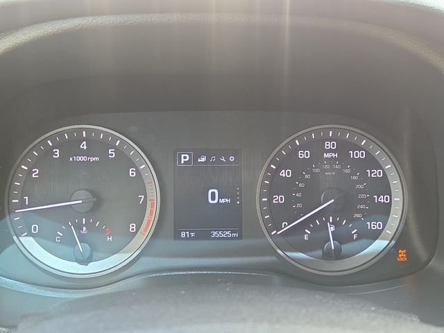 Used 2017 Winter White Hyundai SE image 19