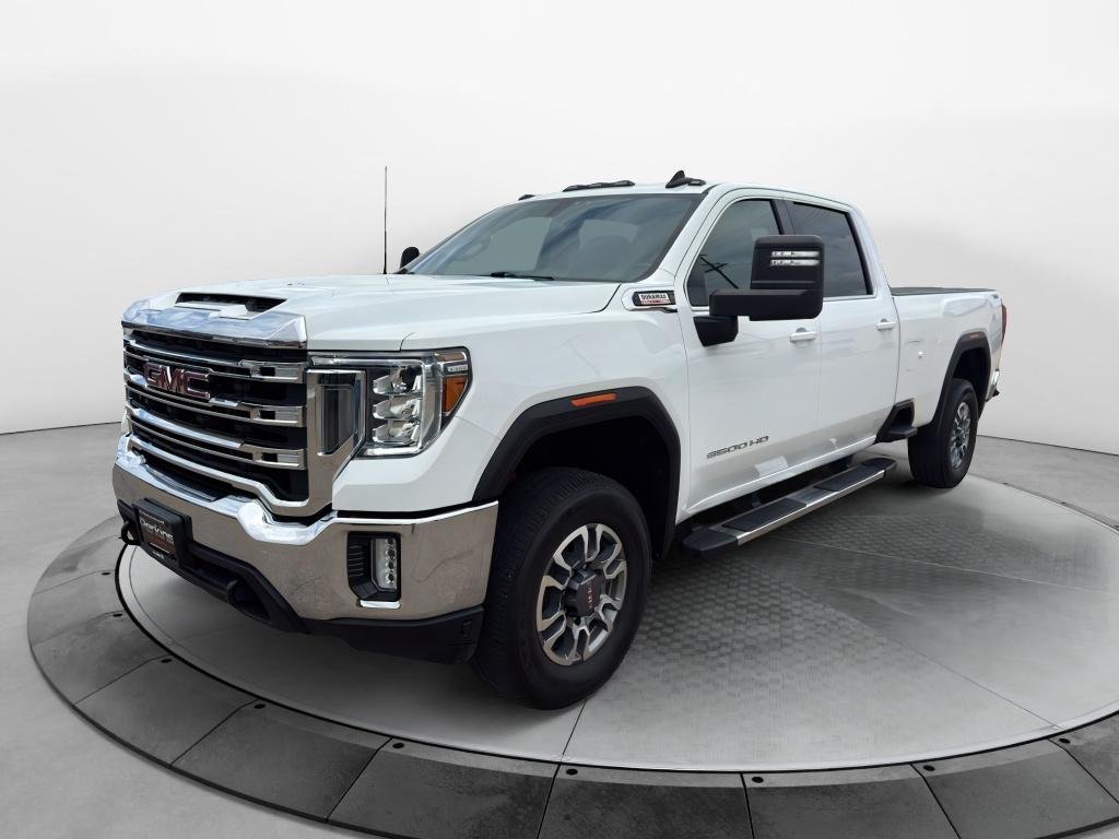 2022 GMC Sierra 4WD Crew Cab Standard Box SLE's photo