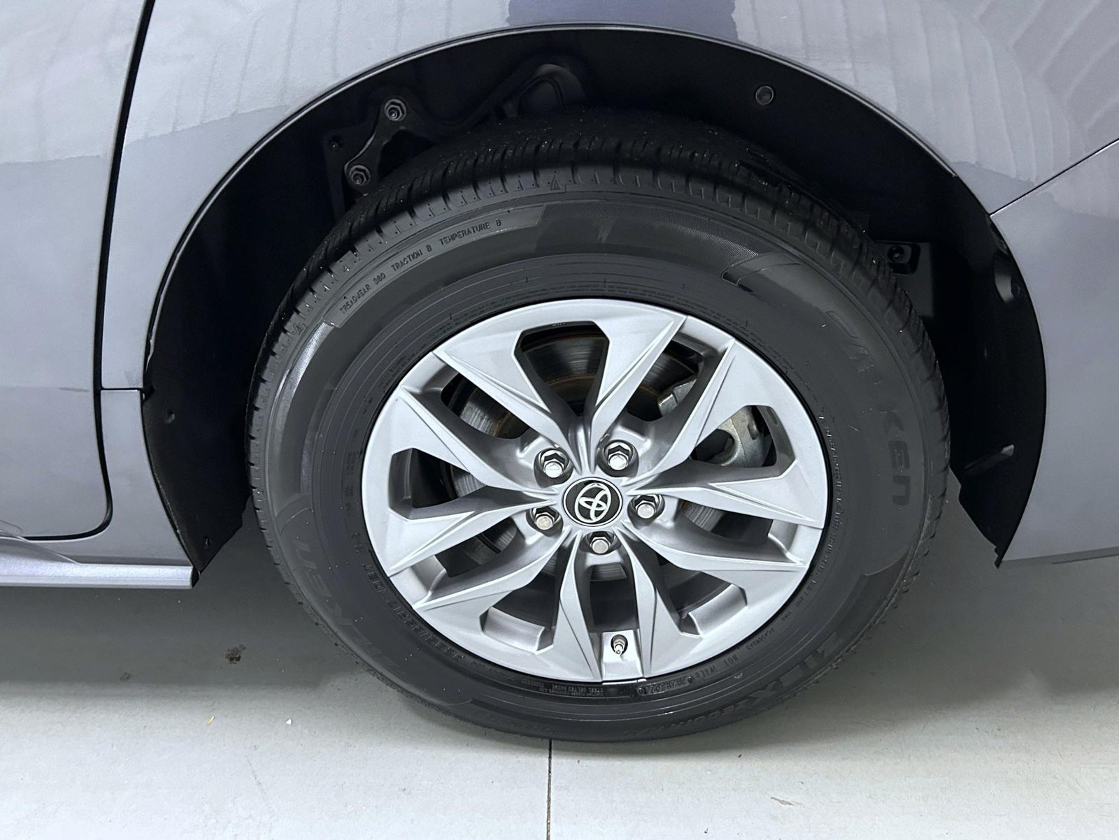 Used 2025 Gray Toyota LE image 21