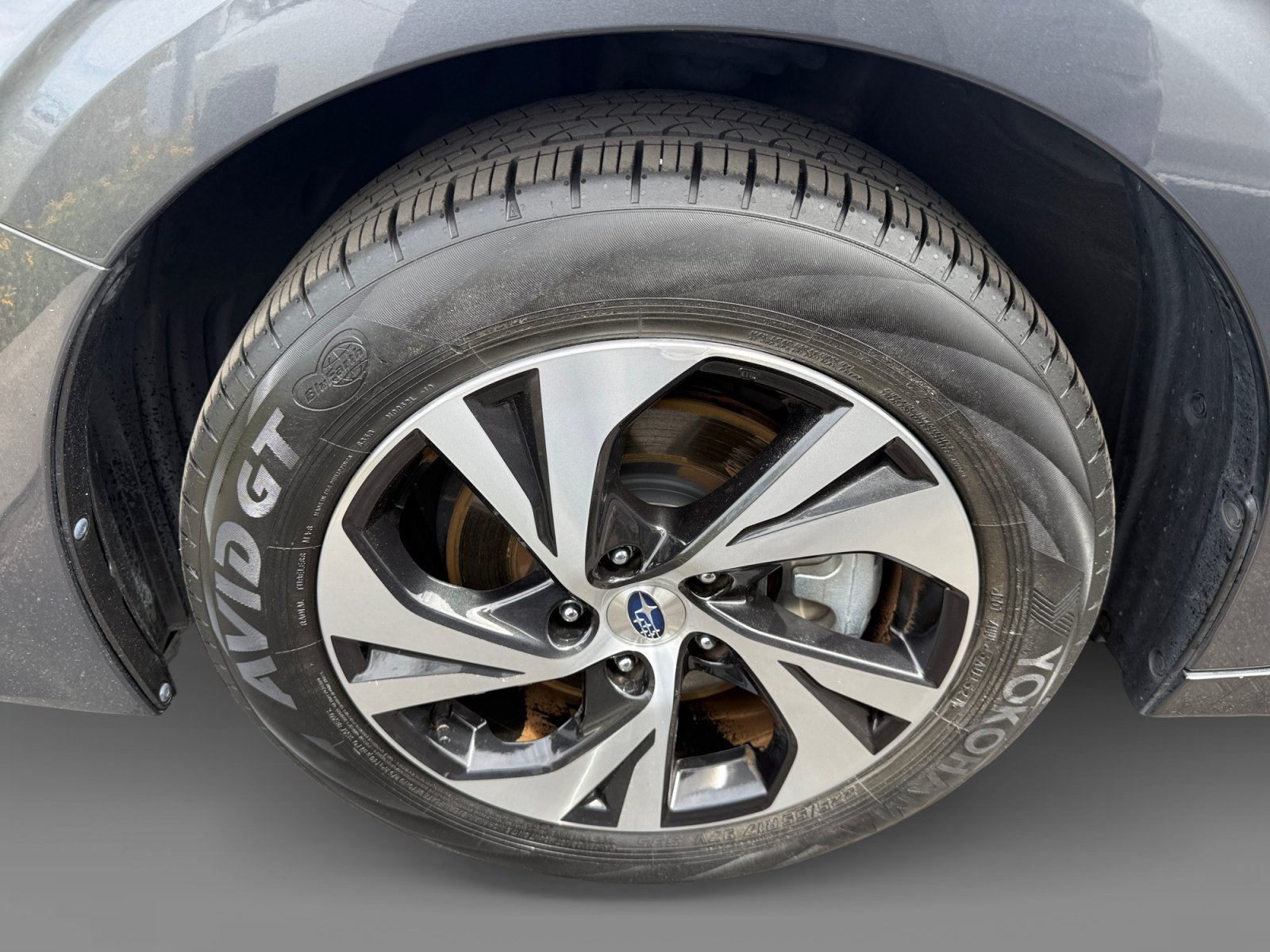Certified Used 2022 Gray Metallic Subaru Premium image 9