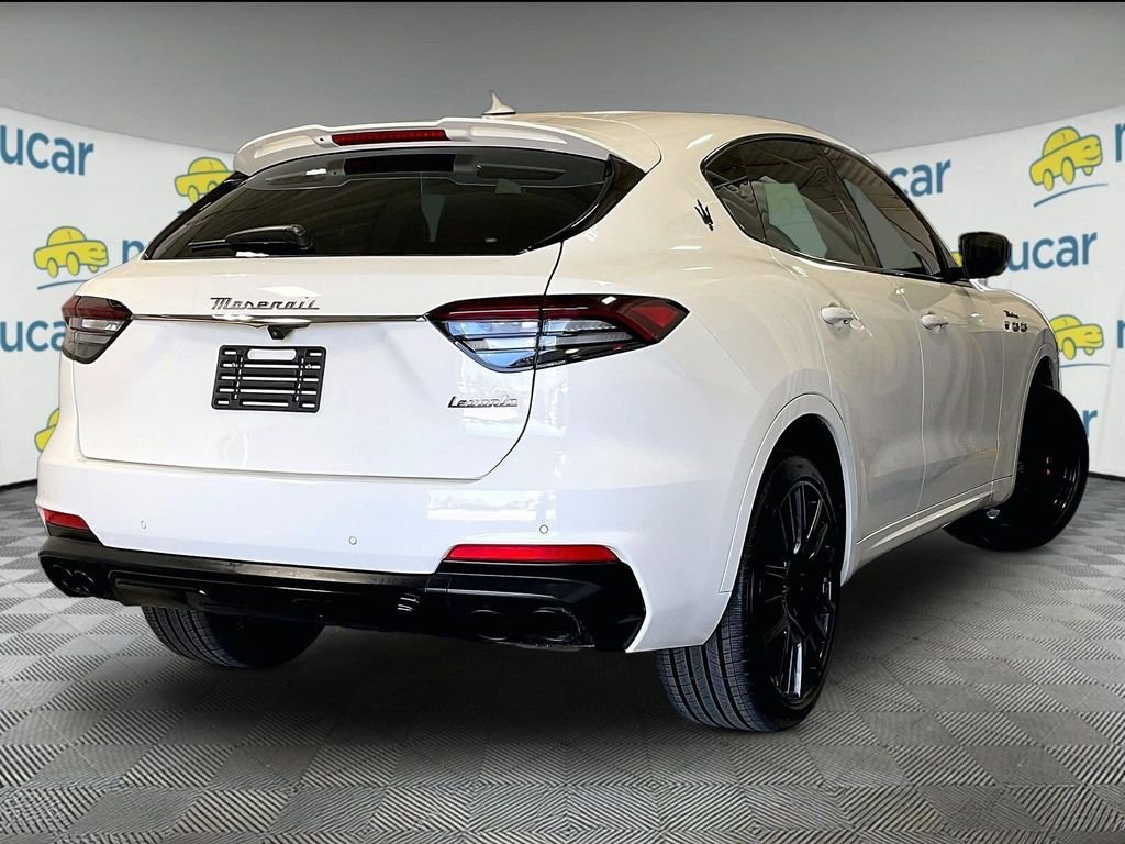 Used 2022 White Maserati Modena image 6