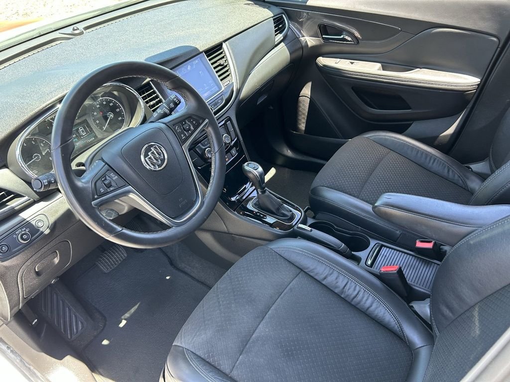 Used 2017 White Buick Preferred II image 18
