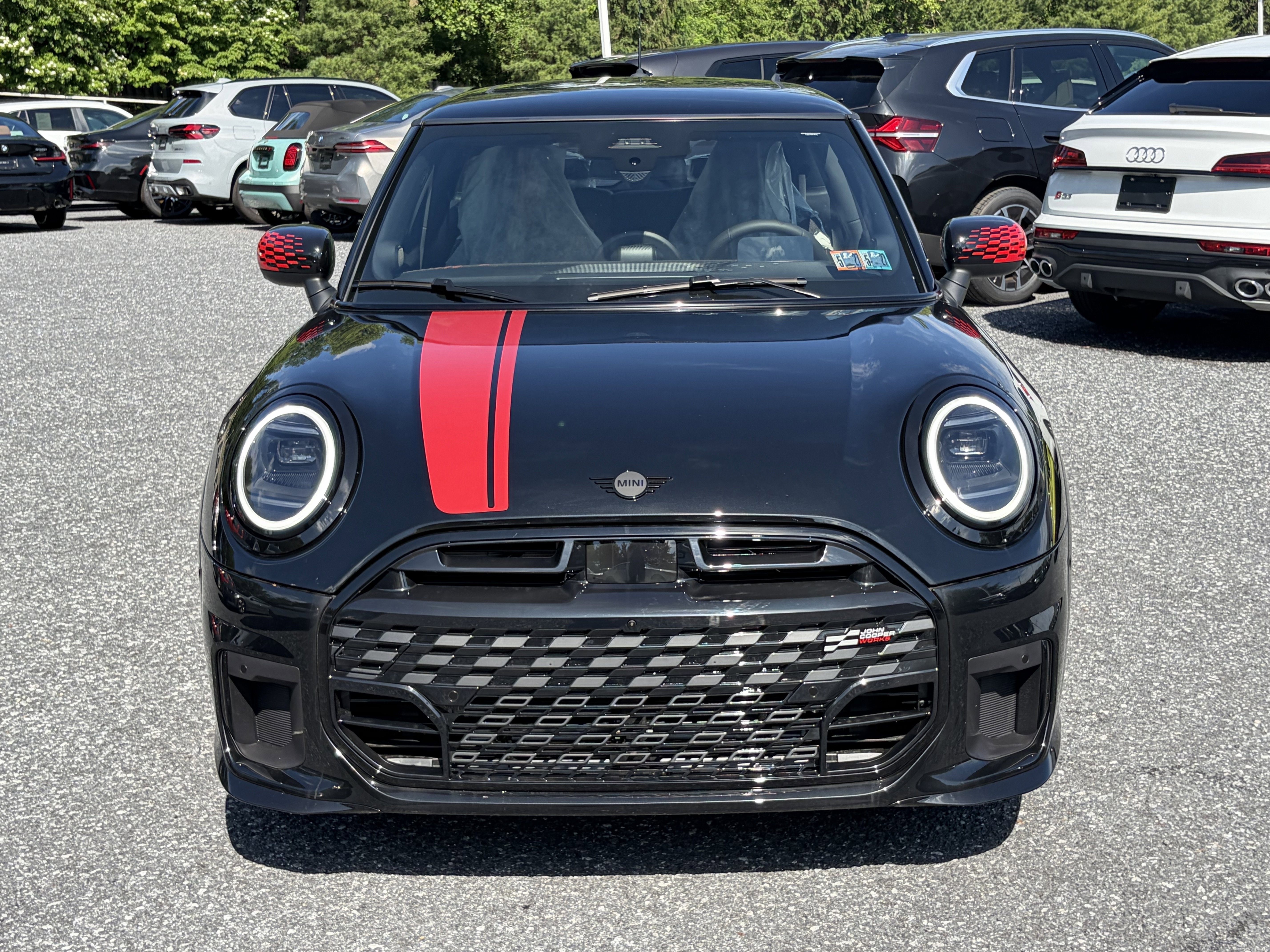 New 2026 Midnight Black II Metallic MINI Iconic image 2