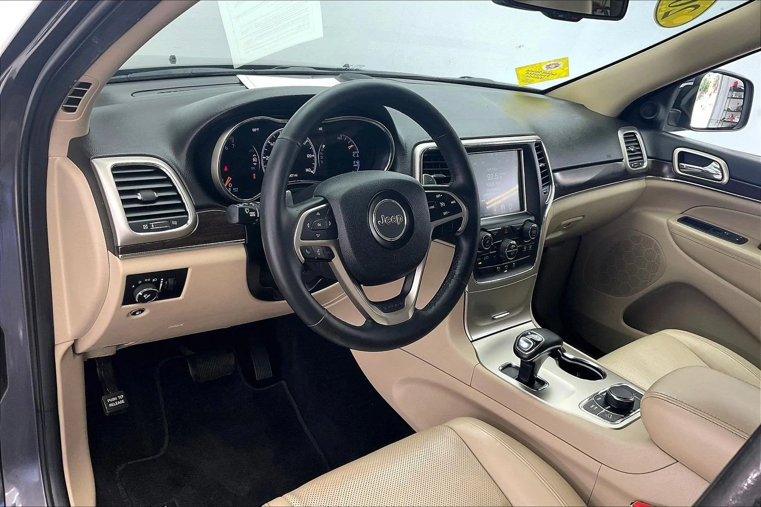 Used 2014 Granite Crystal Metallic Clearcoat Jeep Limited image 14