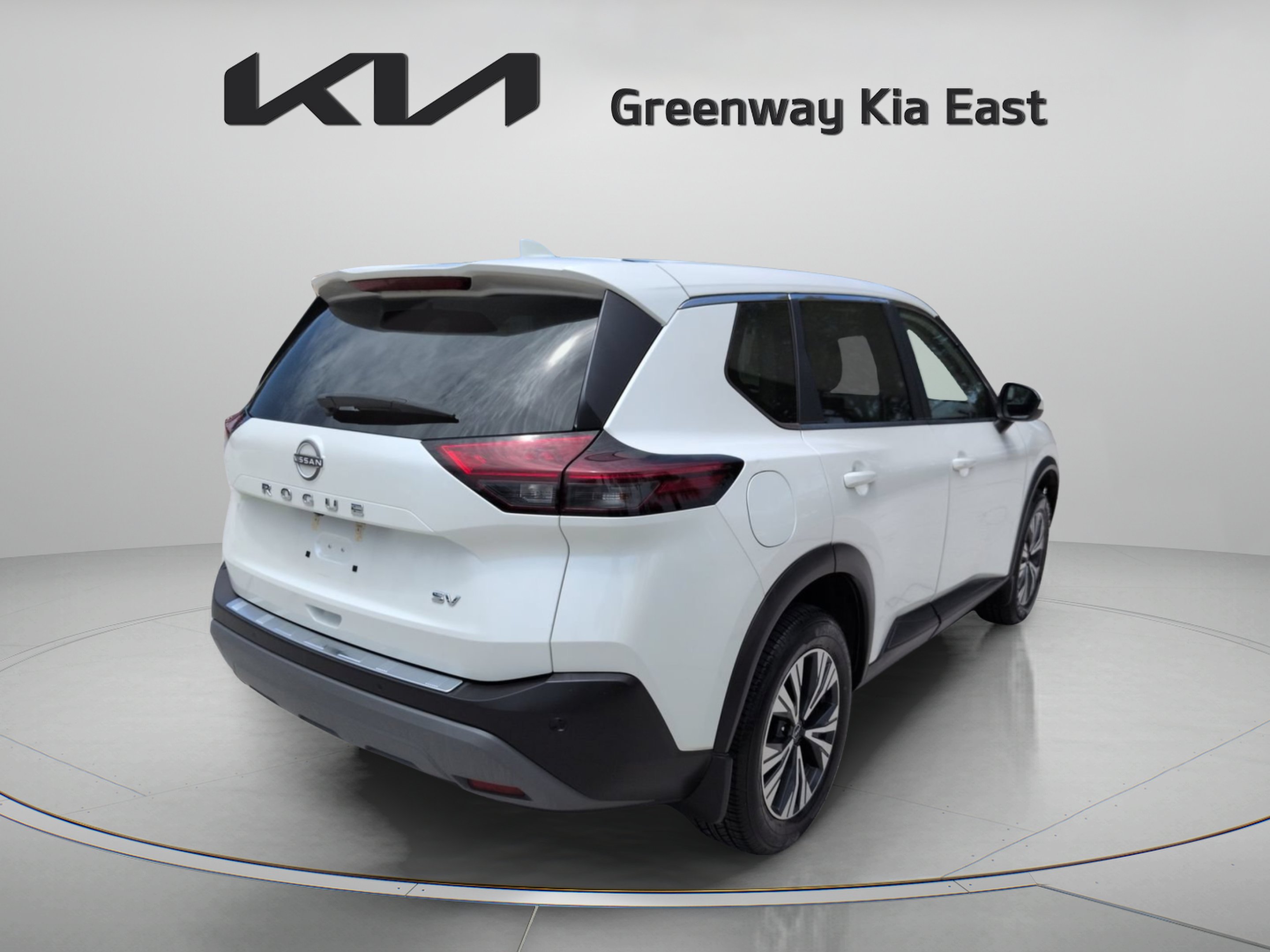 Used 2023 Pearl White Tricoat Nissan SV image 6