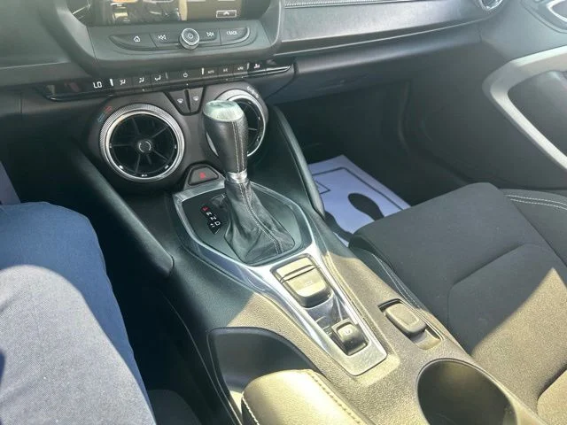 Used 2017 Hyper Blue Metallic Chevrolet SS image 31