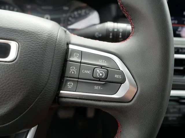Used 2024 Silver Jeep Trailhawk image 26