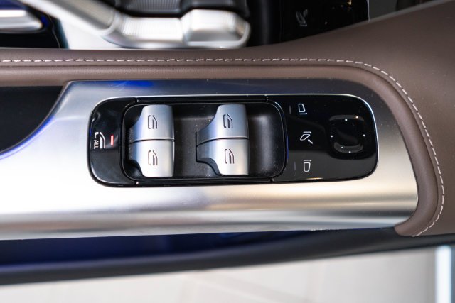 Certified Used 2023 White Mercedes-Benz SL 63 AMG® image 27