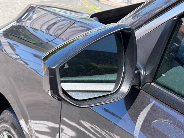 New 2027 Atlantic Gray Metallic Nissan SR image 10