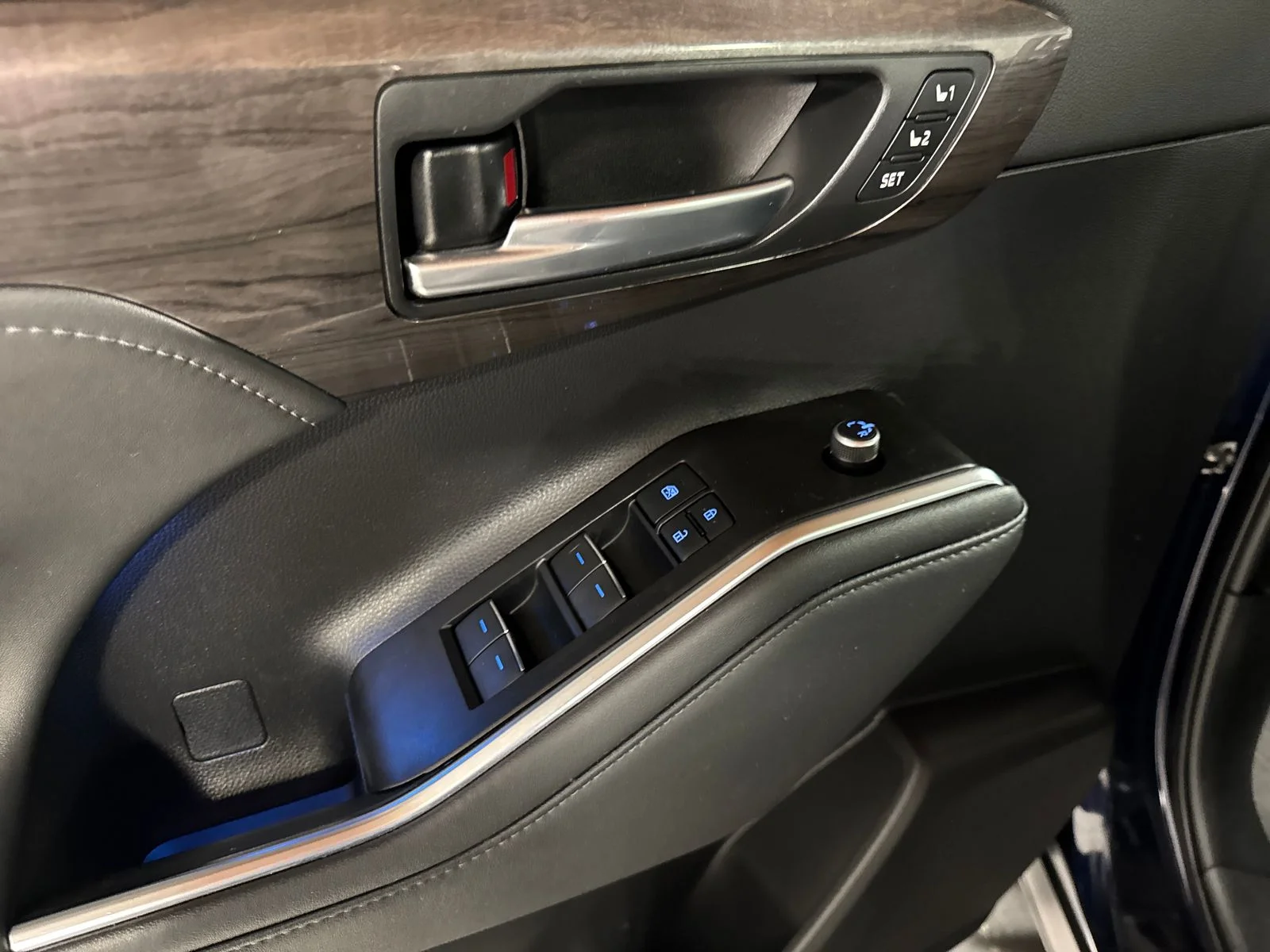 Used 2021 Blueprint Toyota Platinum image 13