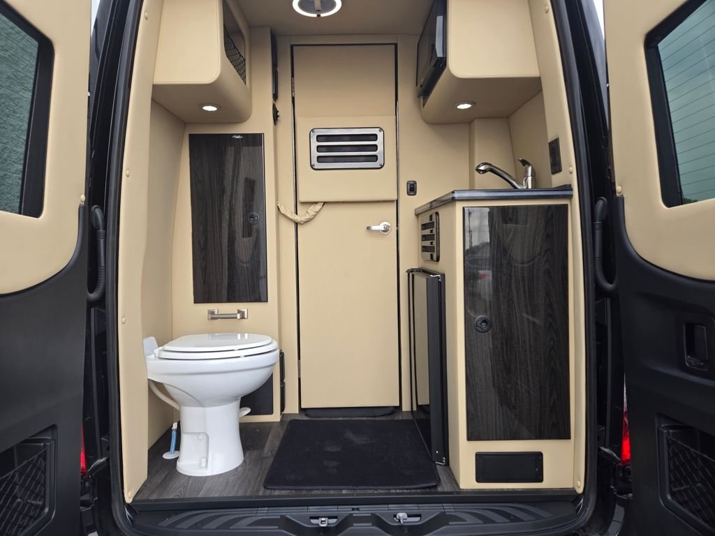 2024 Mercedes-Benz Sprinter Cargo Van Base - Photo 6