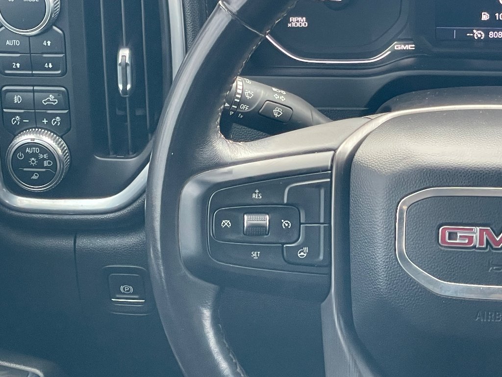 Used 2022 Summit White GMC AT4 image 6