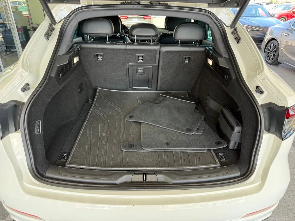 Used 2022 Bianco Maserati GT image 26