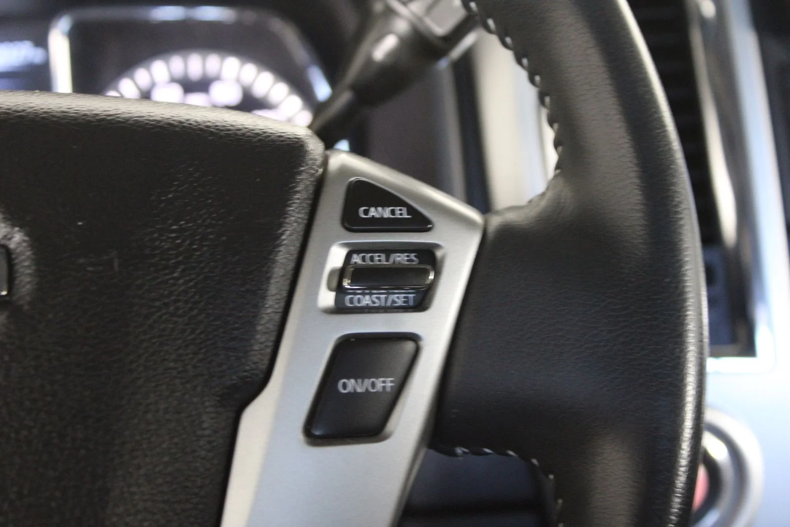 Used 2017 Black Nissan PRO-4X image 18