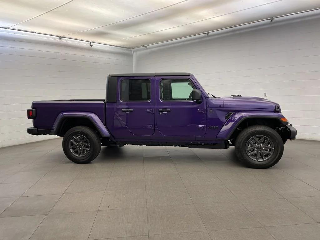 New 2026  Jeep Sport S image 2