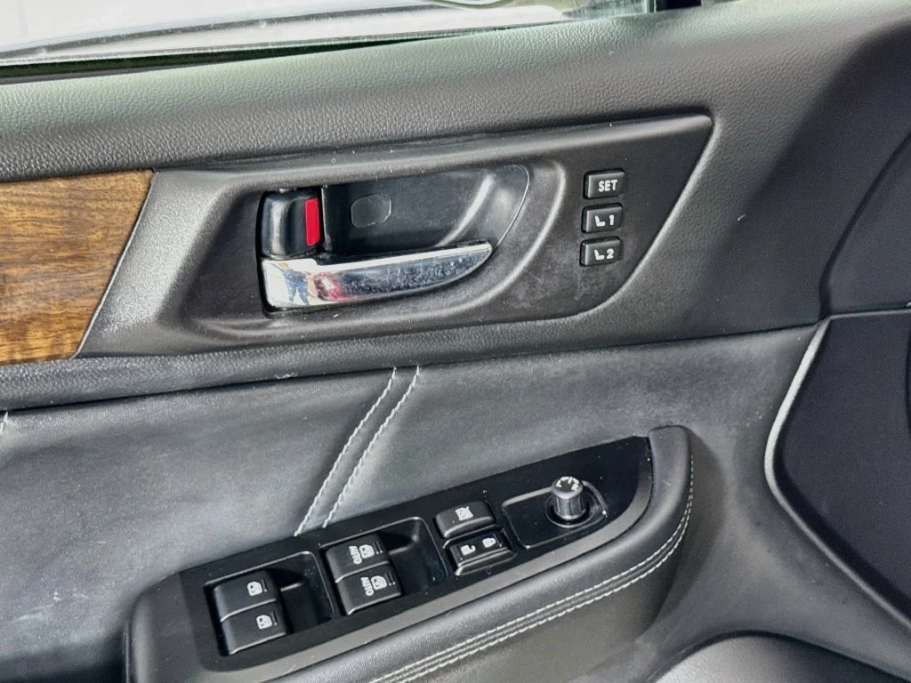 Used 2018 Red Subaru 3.6R image 21