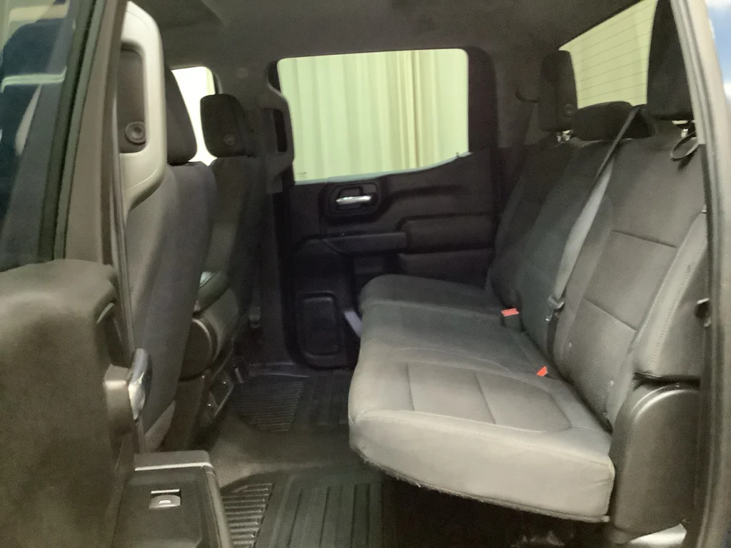 Used 2019 Pacific Blue Metallic GMC Fleet/Base image 22