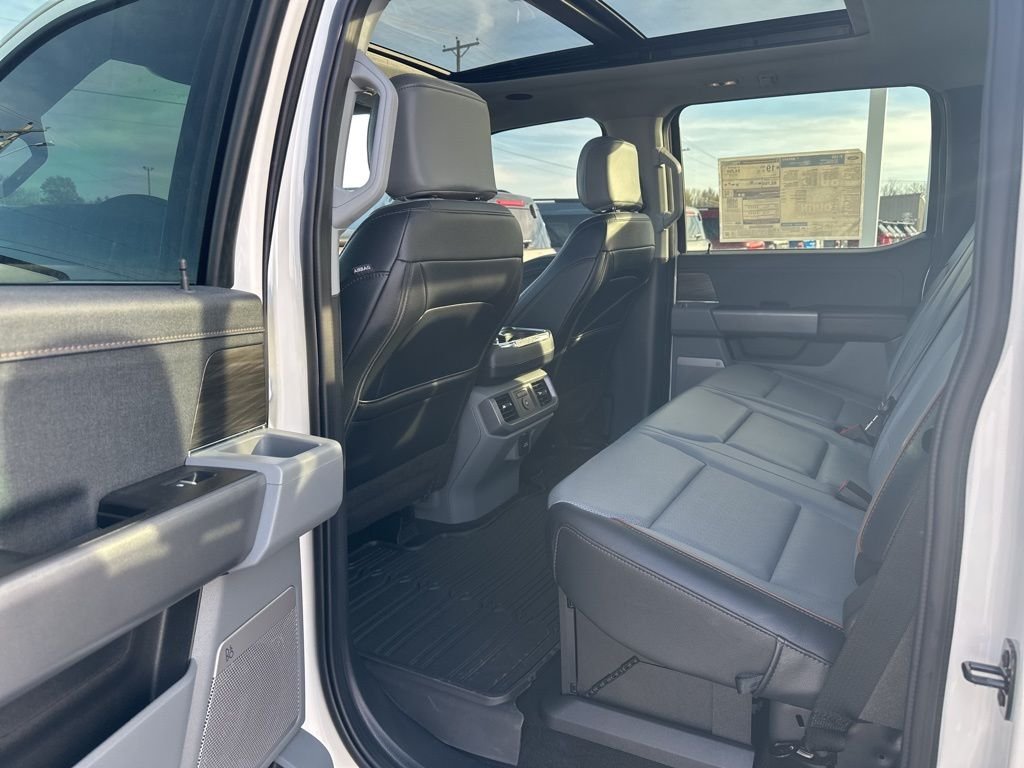 2025 Ford F-150 Lariat - Photo 18