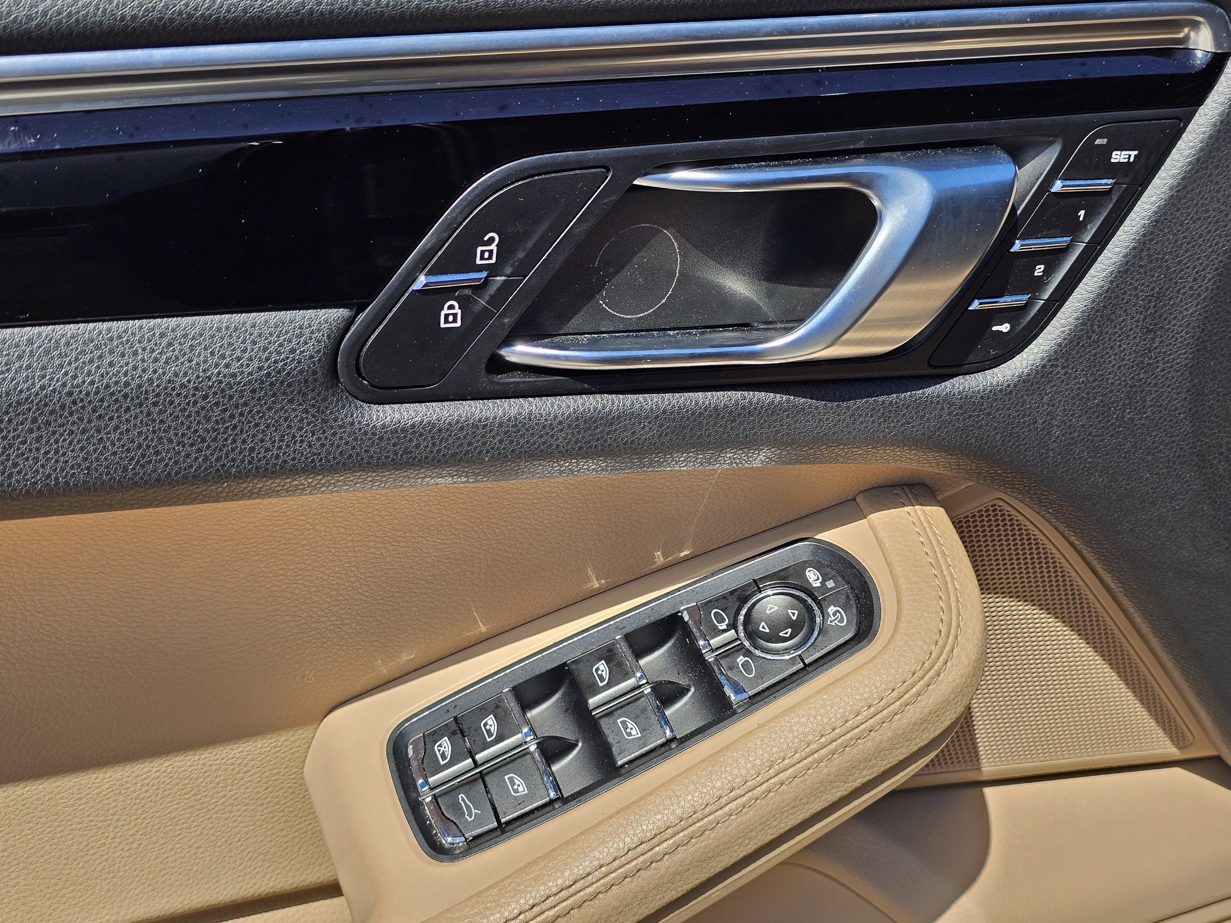 2021 Porsche Macan Base - Photo 15