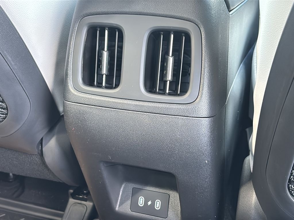 2026 Hyundai Santa Cruz Limited - Photo 38