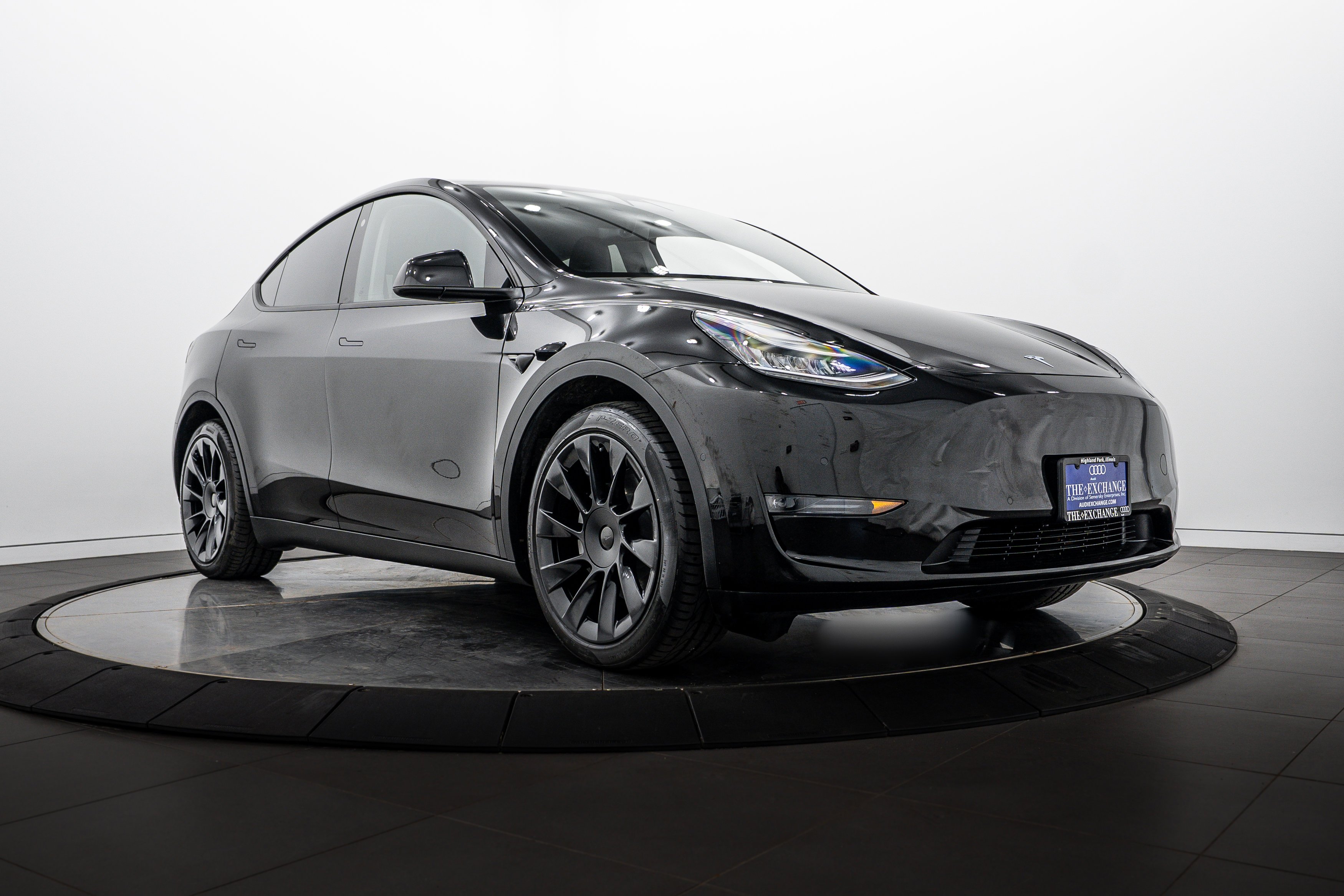 2021 Tesla Model Y's photo