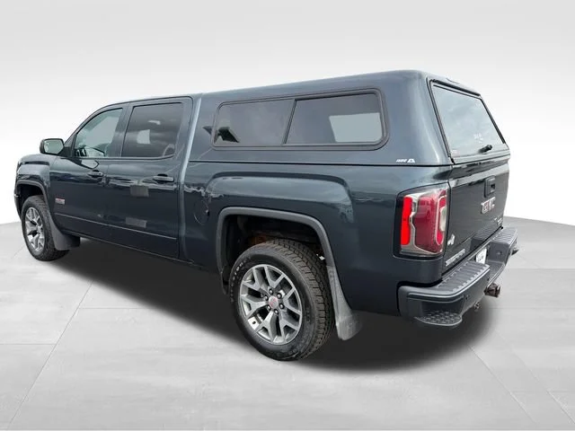 Used 2018 DARK SLATE METALLIC GMC SLT image 3