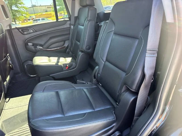 Used 2019 Black GMC SLT image 29