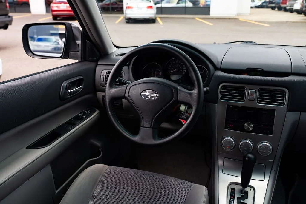 Used 2007  Subaru 2.5X image 9