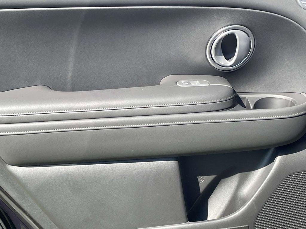 New 2026  Hyundai SEL FWD image 10