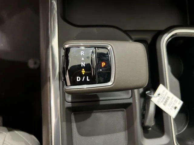 New 2026 White GMC SLT image 15