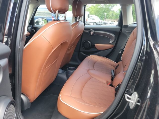 Used 2022 Black MINI Signature image 17