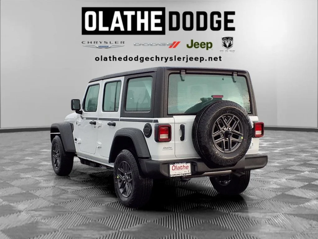 New 2026 Bright White Clear-Coat Exterior Paint Jeep Sport image 3