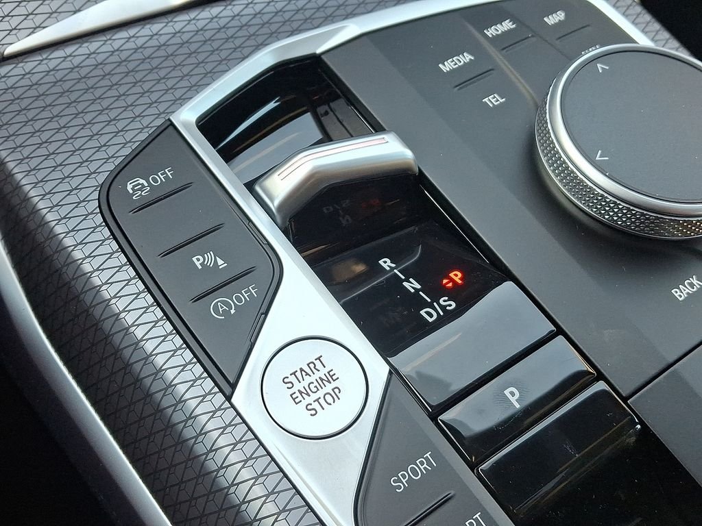 Used 2026 Skyscraper Grey Metallic BMW 330i xDrive image 7