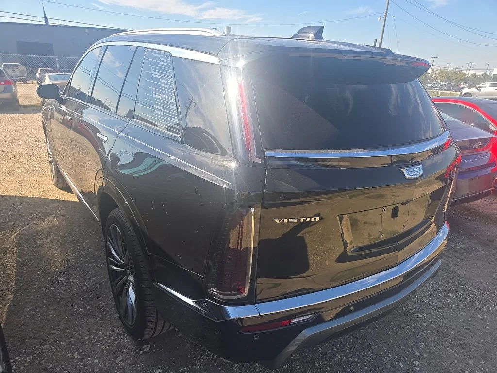 2026 Cadillac VISTIQ Premium Luxury - Photo 2