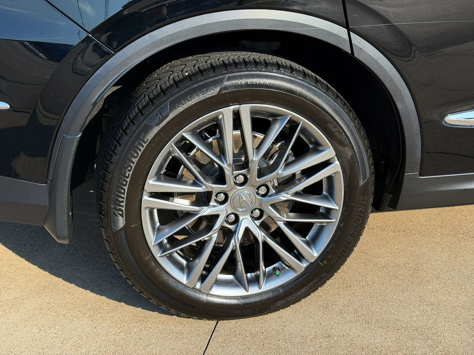 Used 2024 Majestic Black Pearl Acura Advance image 8