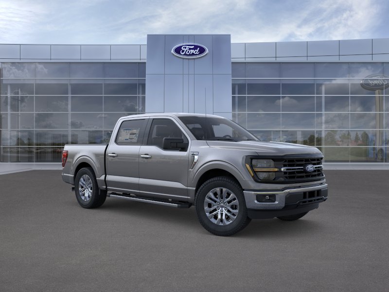 New 2026 Carbonized Gray Metallic Ford XLT image 7