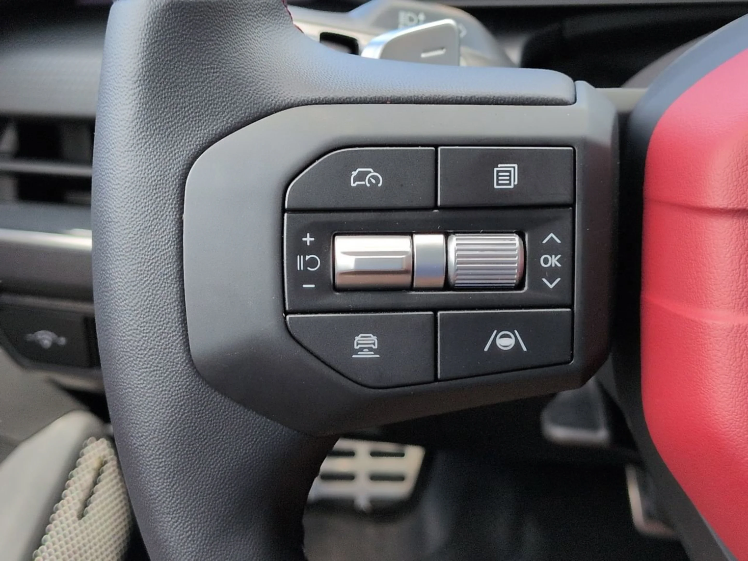 New 2026 Snow White Pearl Kia GT-Line Turbo image 25