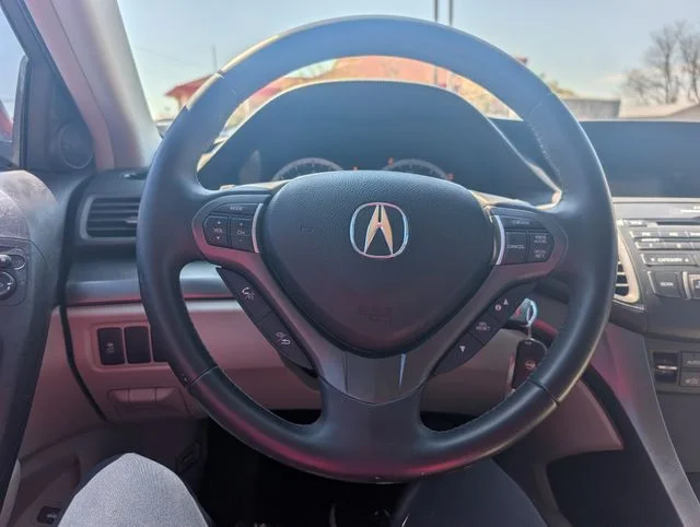 Used 2011 Red Acura 2.4 image 10