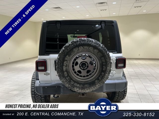Used 2018 White Jeep Unlimited Sport image 4