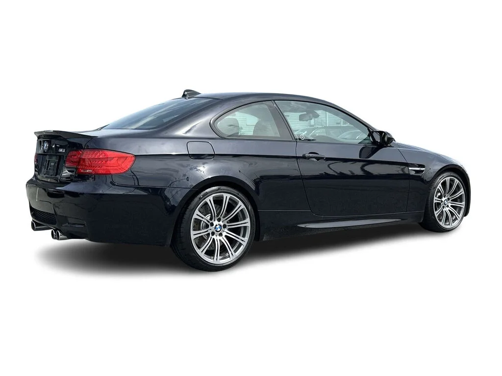 Used 2011  BMW Coupe   LOWEST MILEAGE IN CANADA   DILAWRI CERTIFI image 15