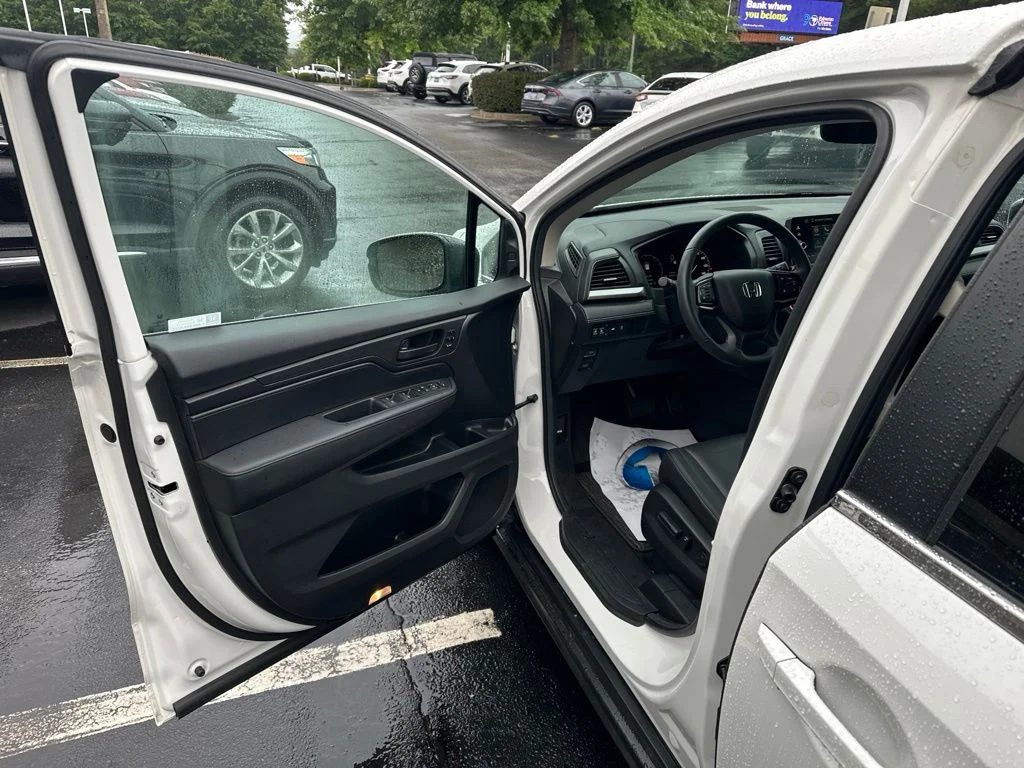 2026 Honda Odyssey EX-L - Photo 17