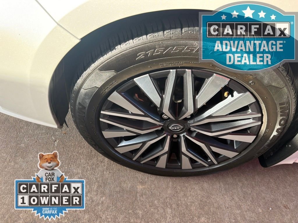 Used 2023 White Nissan SV FWD image 8