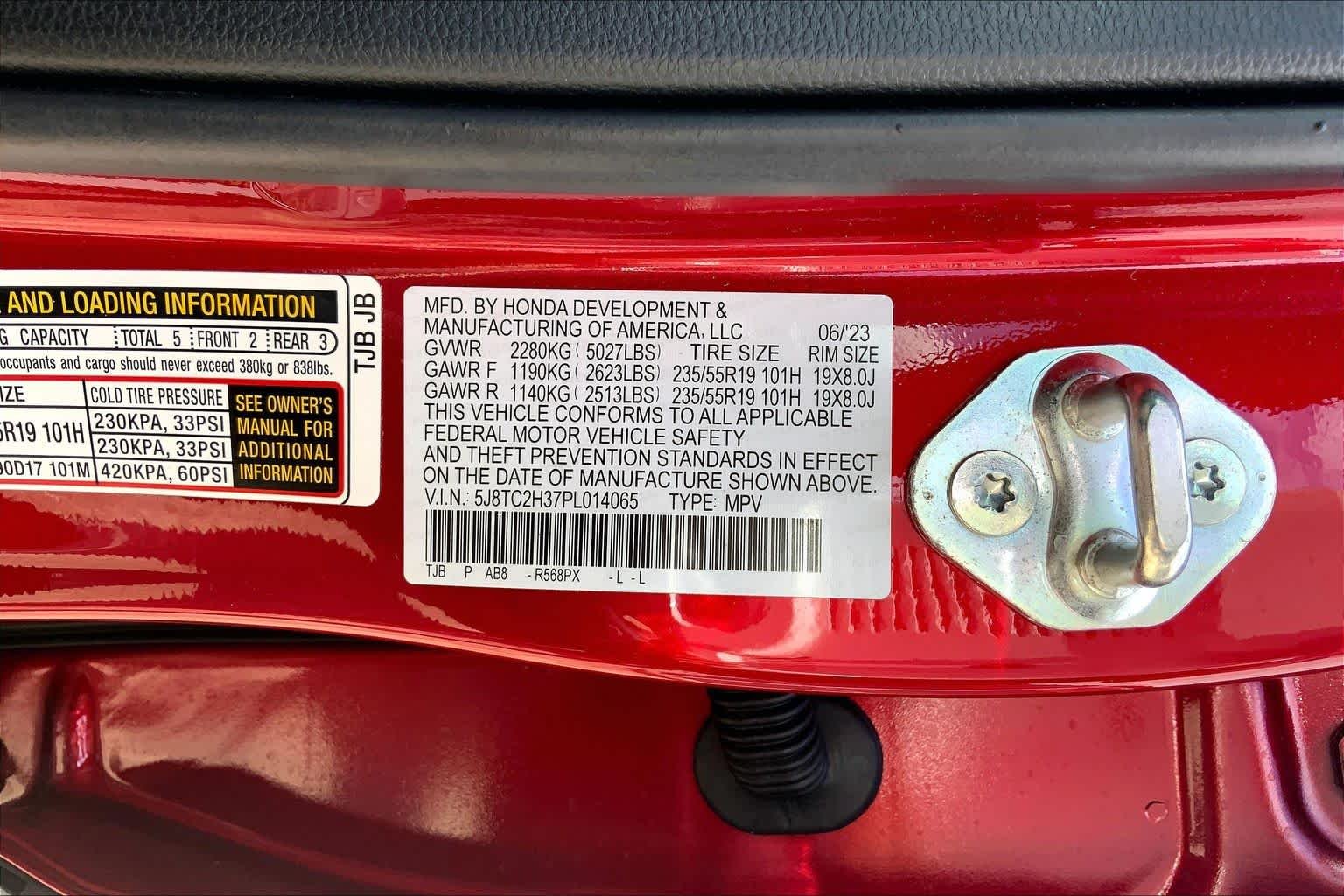 Certified Used 2023 Performance Red Pearl Acura SH-AWD image 37
