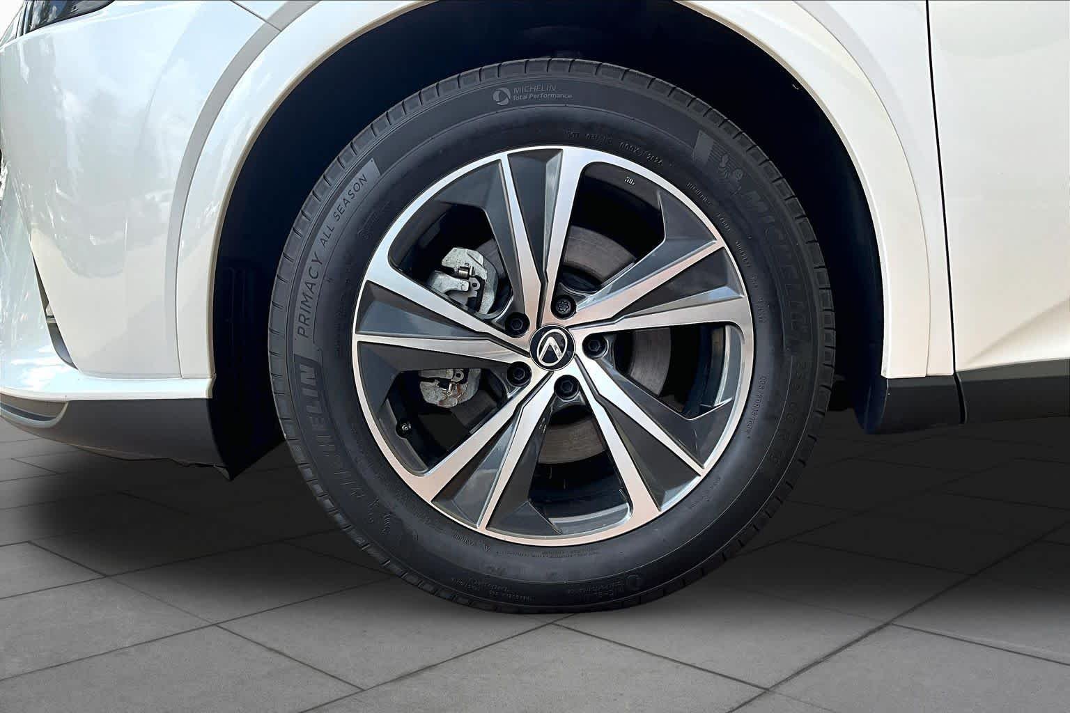 Used 2024 Eminent White Pearl Lexus  image 9