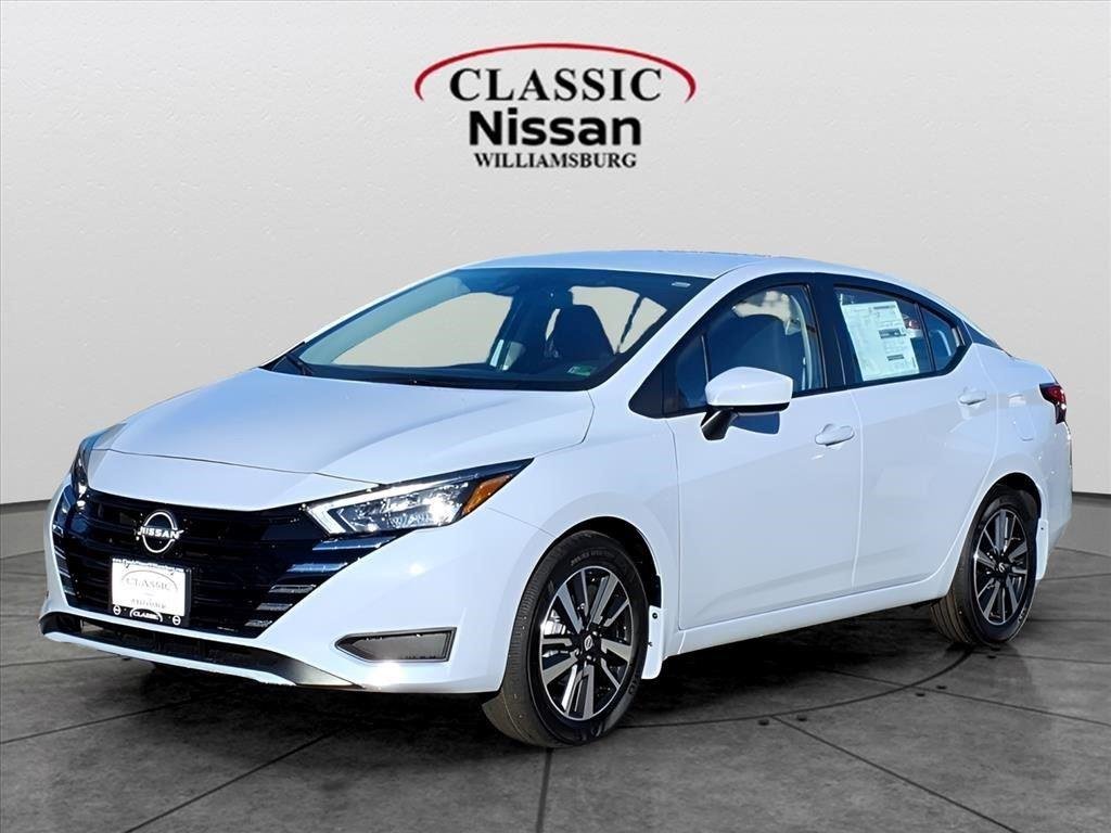 2025 Nissan Versa 1.6 SV CVT's photo